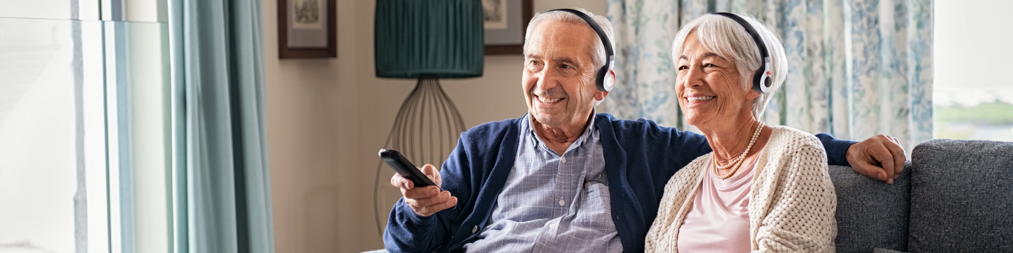 auriculares para mejorar sonido televisión personas mayores